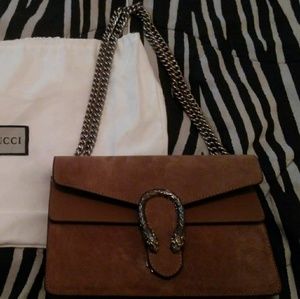 Gucci Bags - Gucci Dionysus shoulder bag Gucci Bags - Gucci Dionysus shoulder bag